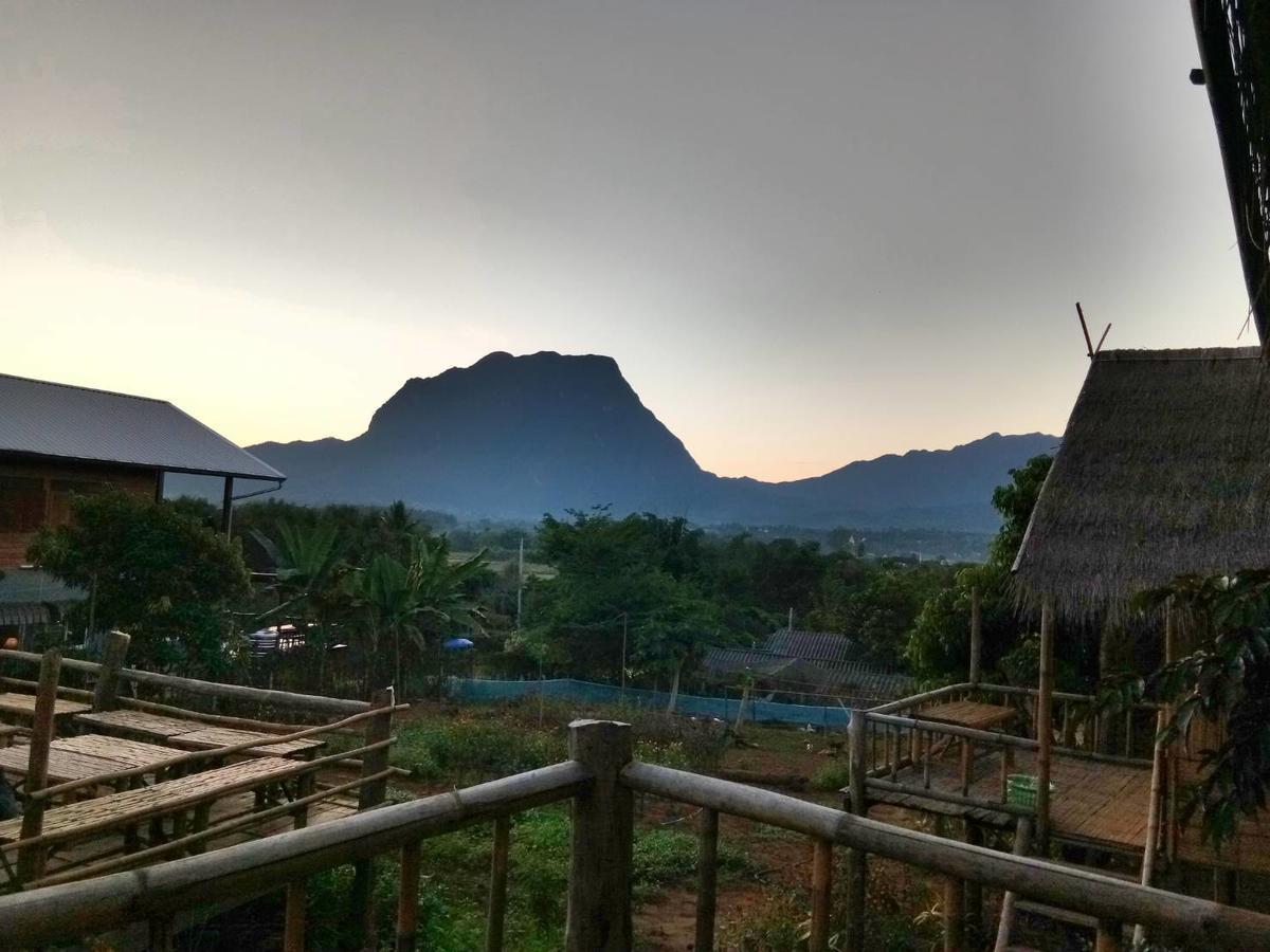 Baan Aingdoi Homestay, Chiang Dao Zewnętrze zdjęcie