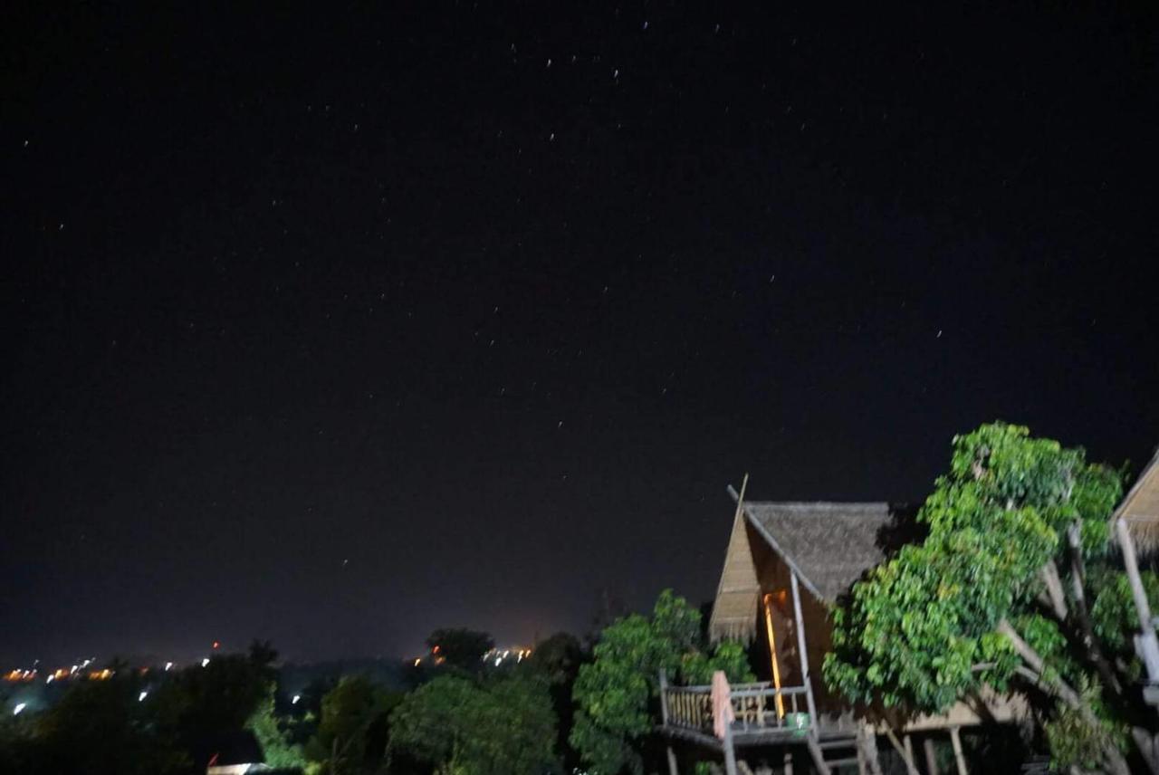 Baan Aingdoi Homestay, Chiang Dao Zewnętrze zdjęcie