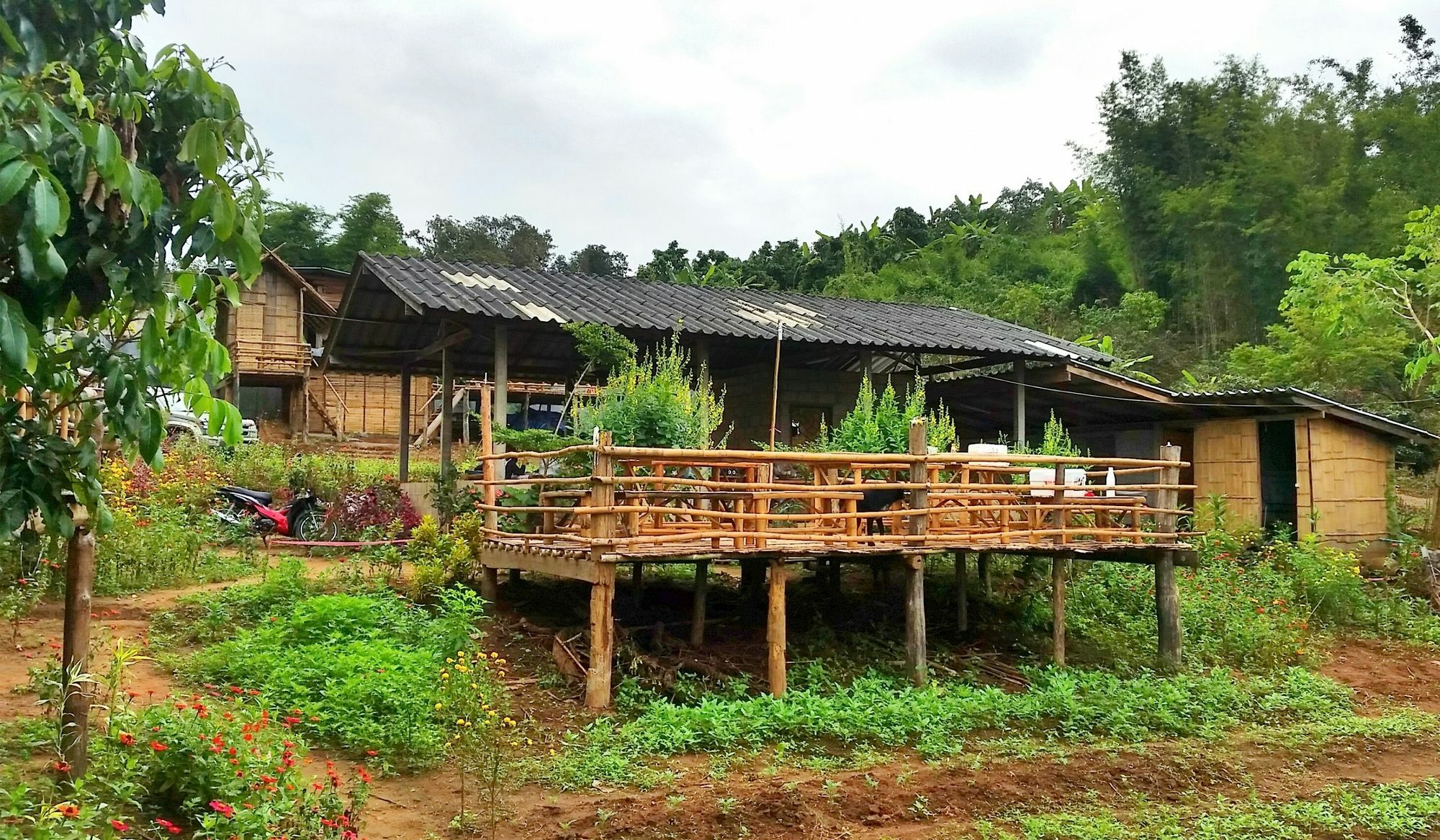 Baan Aingdoi Homestay, Chiang Dao Zewnętrze zdjęcie